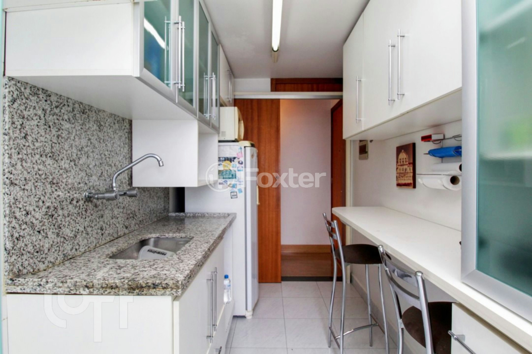 Apartamento à venda com 3 quartos, 73m² - Foto 16