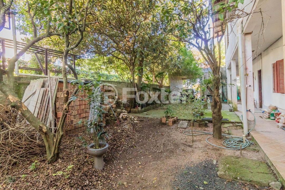 Casa à venda com 3 quartos, 250m² - Foto 35