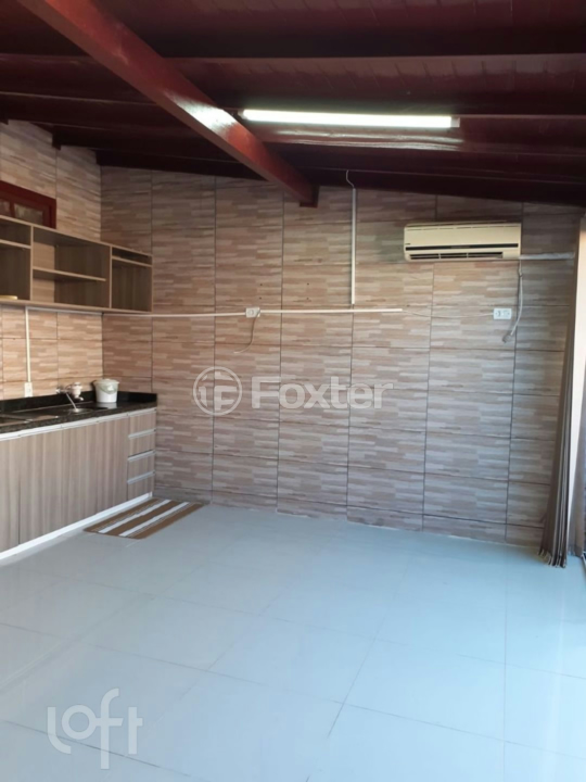 Casa à venda com 2 quartos, 59m² - Foto 4