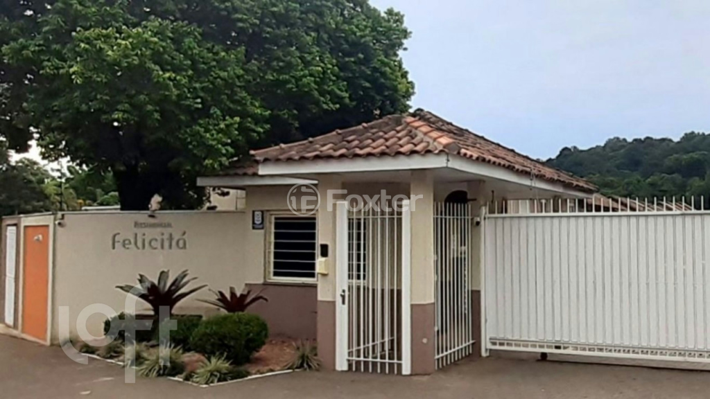 Casa de Condomínio à venda com 3 quartos, 121m² - Foto 2