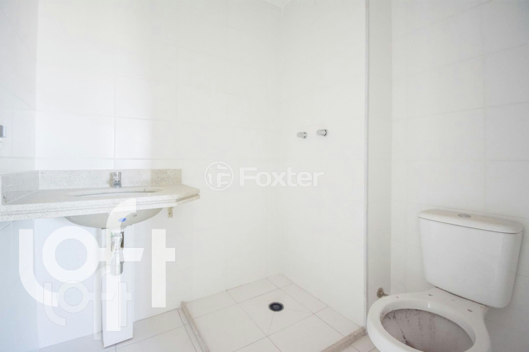Apartamento à venda com 2 quartos, 70m² - Foto 32