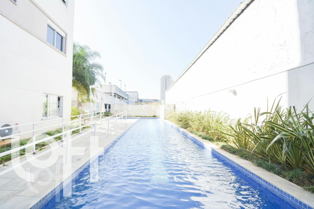 Apartamento à venda com 2 quartos, 70m² - Foto 28