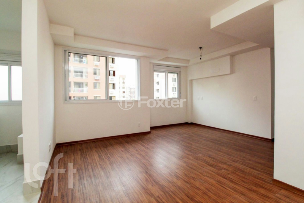 Apartamento à venda com 3 quartos, 67m² - Foto 1