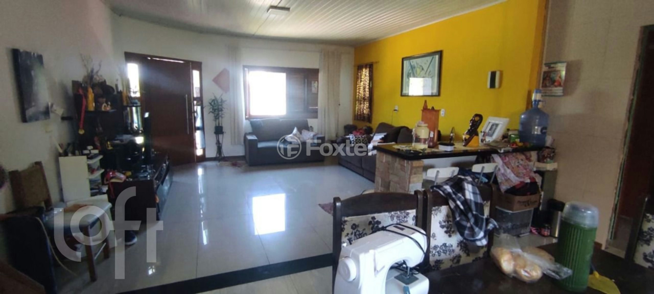 Casa à venda com 3 quartos, 320m² - Foto 2