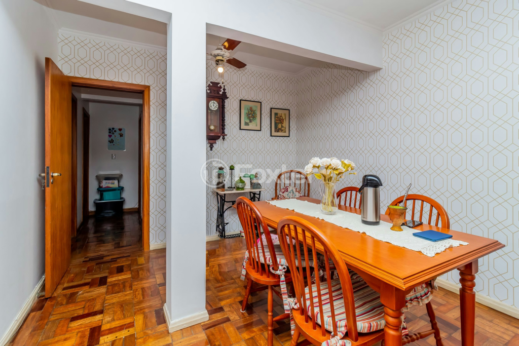 Apartamento à venda com 3 quartos, 98m² - Foto 2
