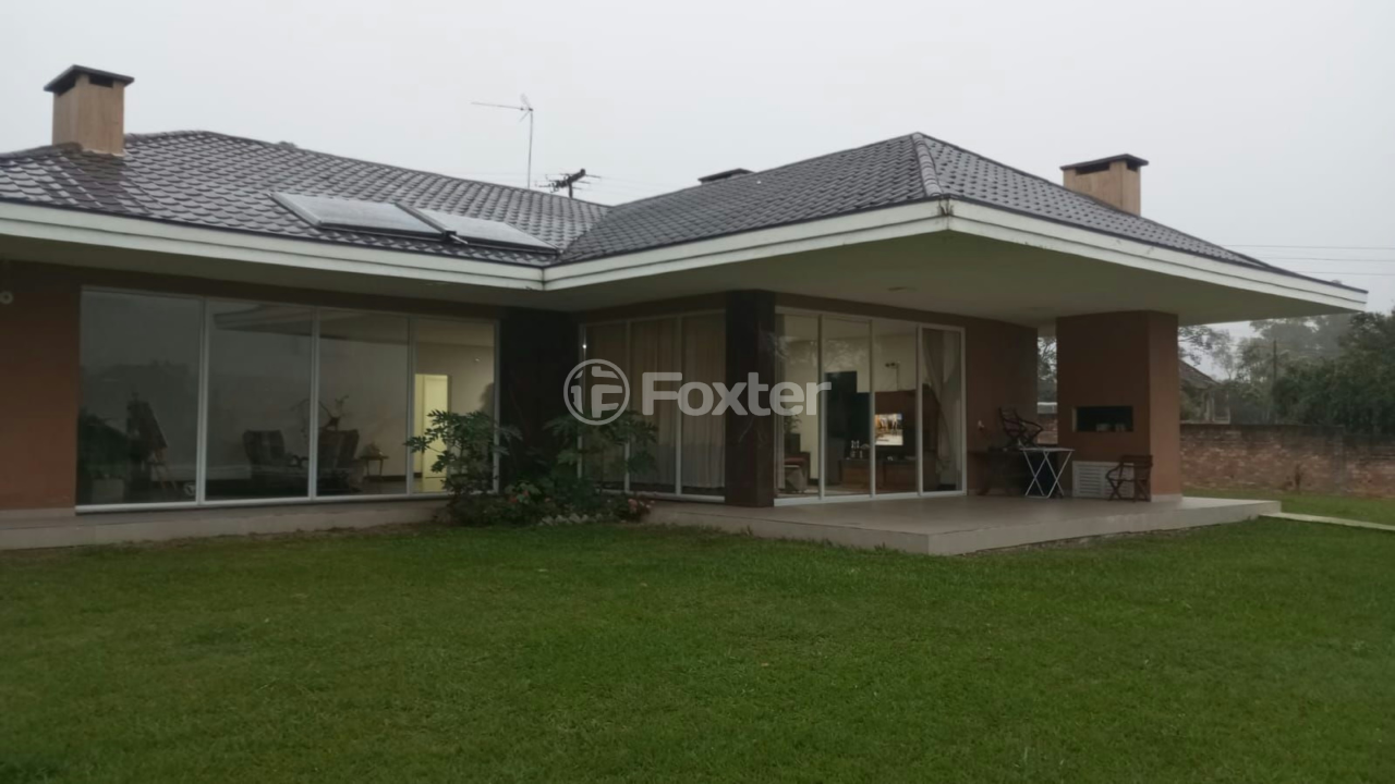 Casa à venda com 4 quartos, 281m² - Foto 3