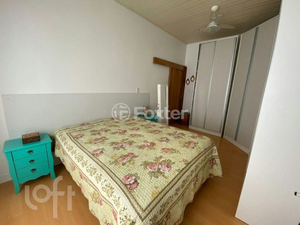Casa à venda com 4 quartos, 164m² - Foto 26