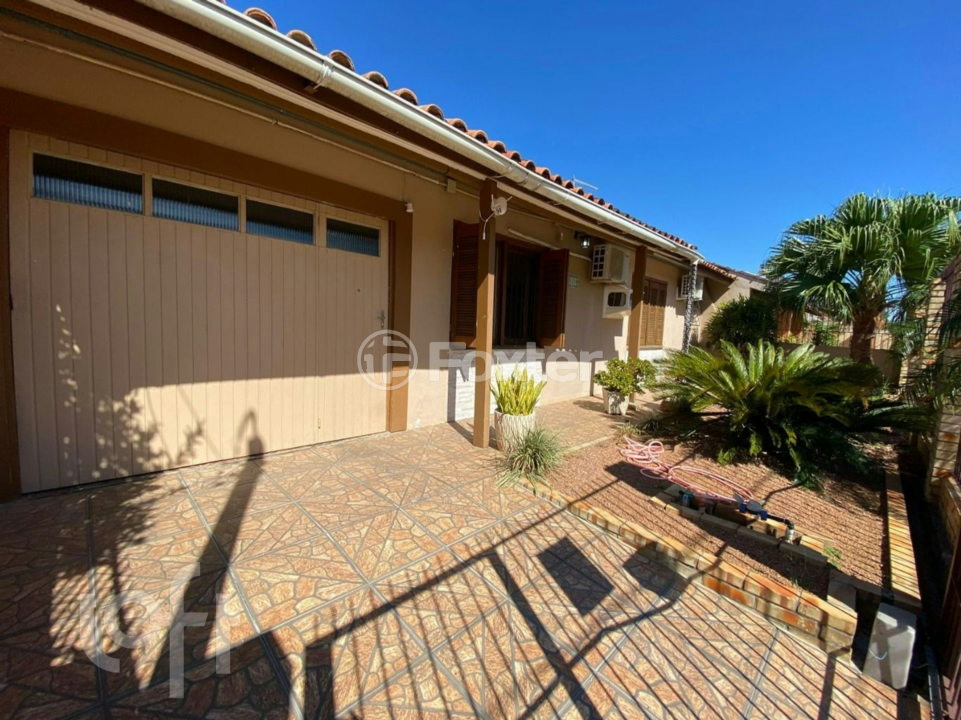 Casa à venda com 4 quartos, 164m² - Foto 2