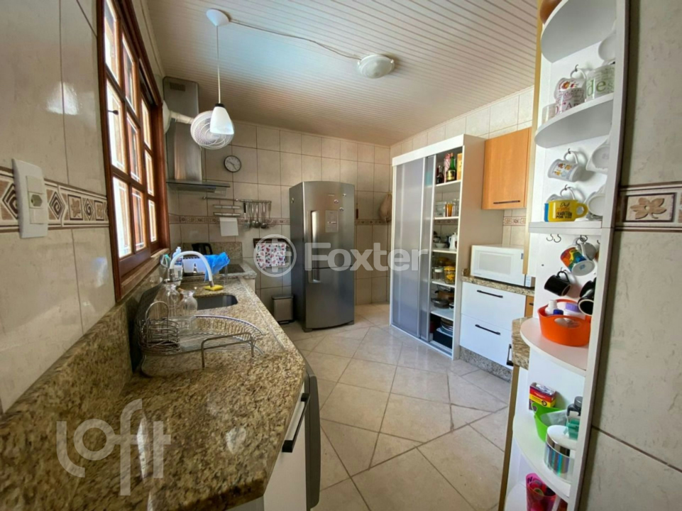 Casa à venda com 4 quartos, 164m² - Foto 12