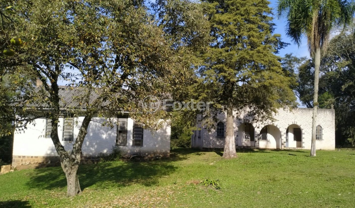 Sítio à venda com 3 quartos, 200m² - Foto 1