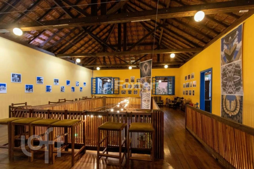 Casa à venda com 1 quarto, 300m² - Foto 4