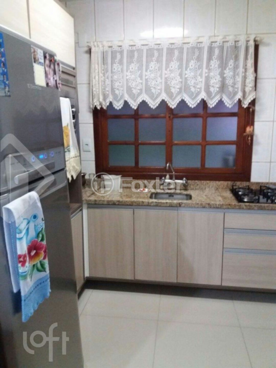Casa à venda com 3 quartos, 155m² - Foto 5