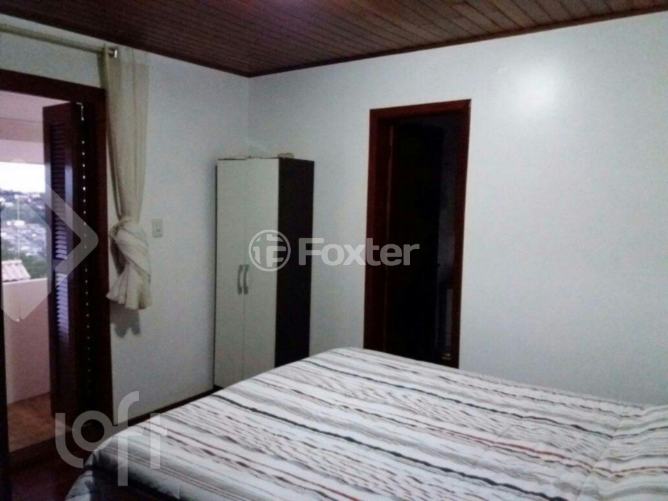 Casa à venda com 3 quartos, 155m² - Foto 7