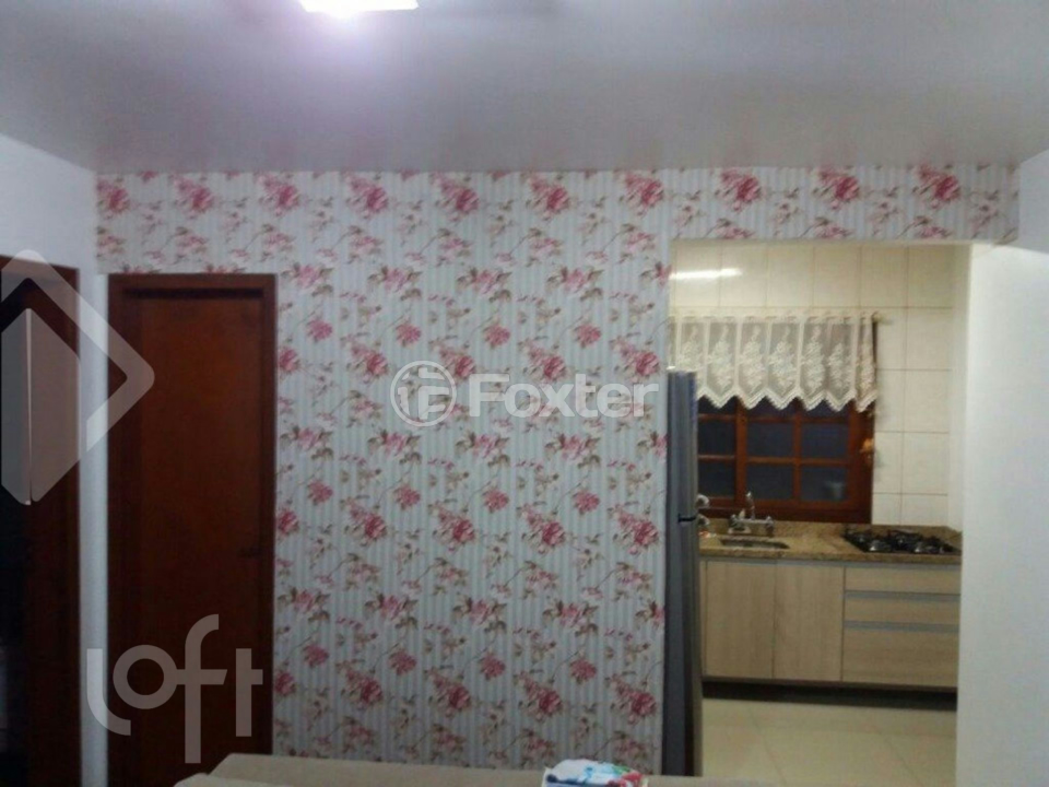 Casa à venda com 3 quartos, 155m² - Foto 4