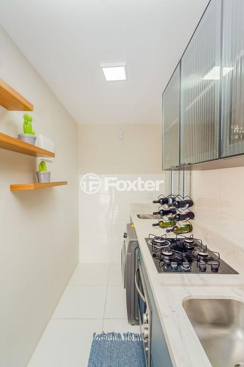 Apartamento à venda com 2 quartos, 40m² - Foto 20