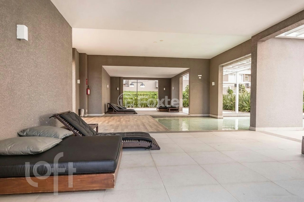 Apartamento à venda com 2 quartos, 75m² - Foto 47