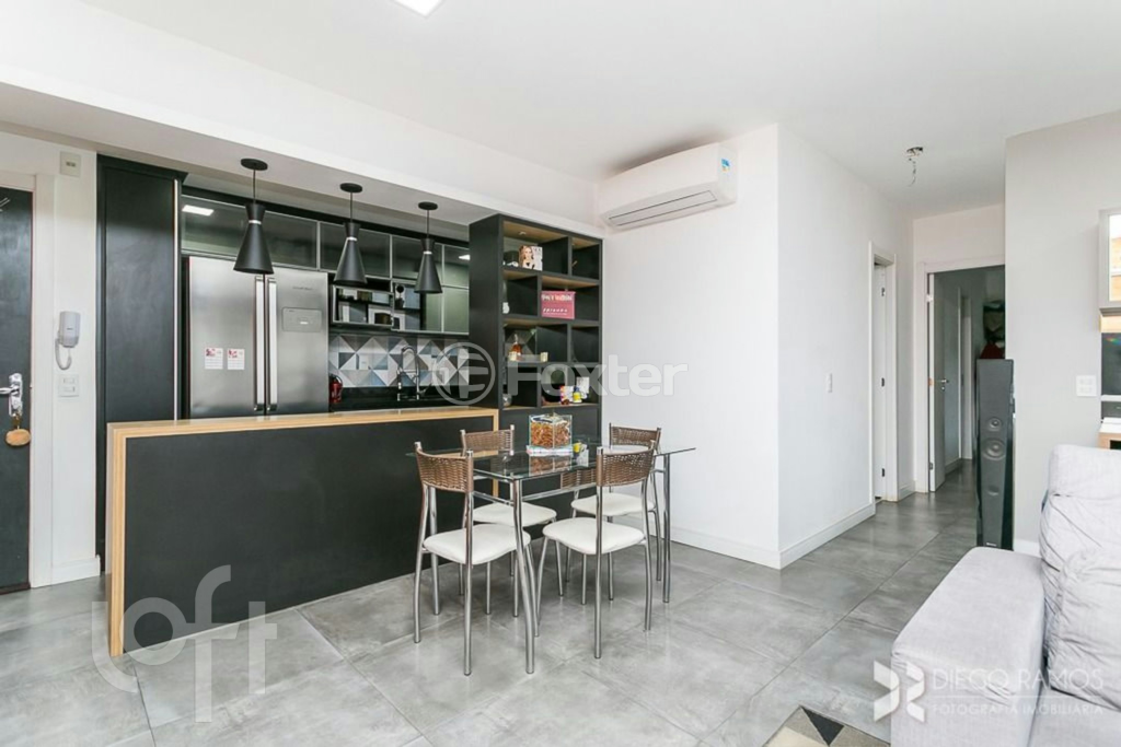 Apartamento à venda com 2 quartos, 75m² - Foto 7