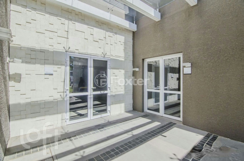Apartamento à venda com 2 quartos, 75m² - Foto 28