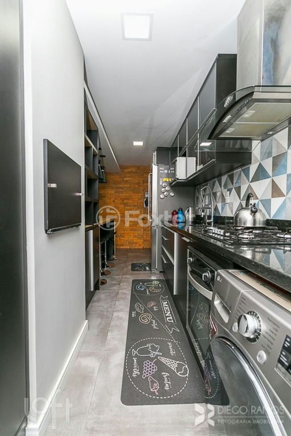 Apartamento à venda com 2 quartos, 75m² - Foto 9