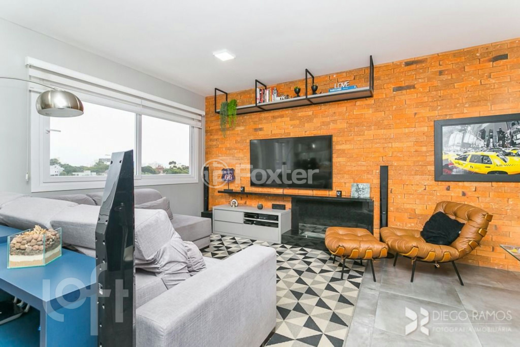 Apartamento à venda com 2 quartos, 75m² - Foto 2