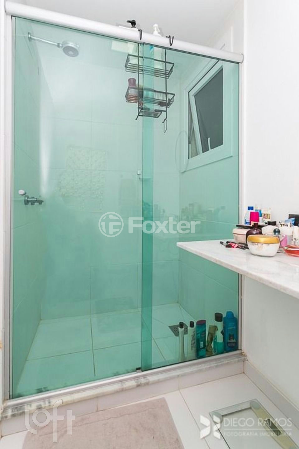 Apartamento à venda com 2 quartos, 75m² - Foto 17