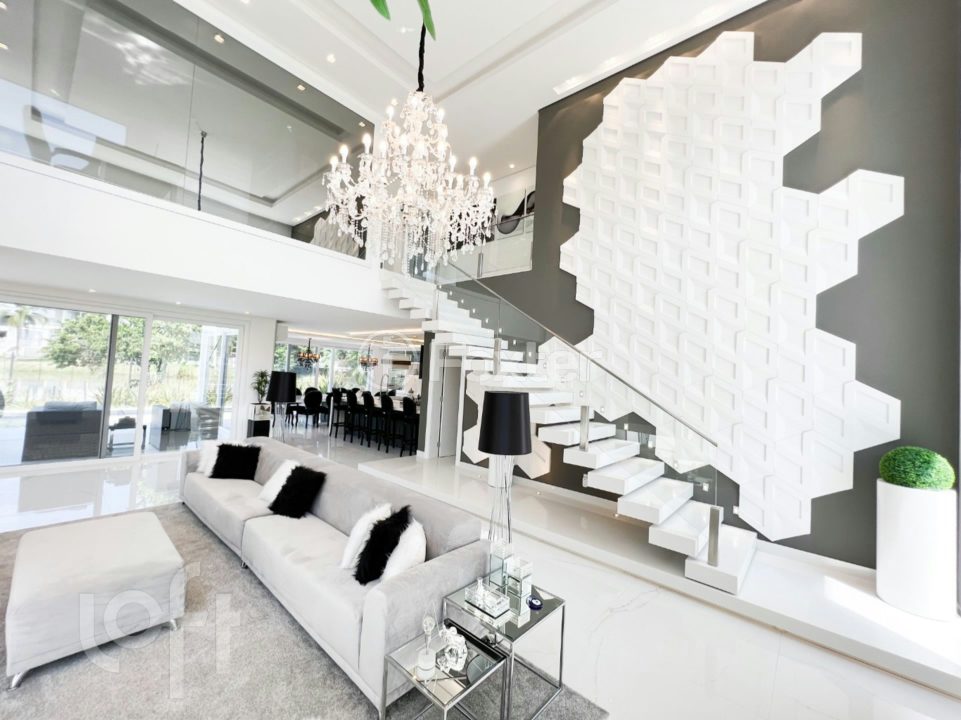 Casa de Condomínio à venda com 3 quartos, 239m² - Foto 3