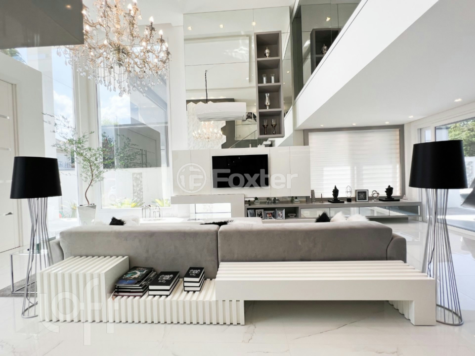 Casa de Condomínio à venda com 3 quartos, 239m² - Foto 1