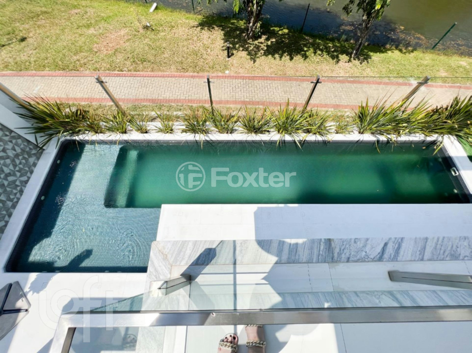 Casa de Condomínio à venda com 3 quartos, 239m² - Foto 45