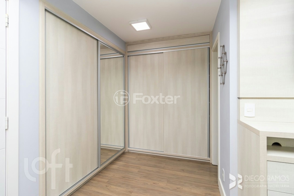 Casa de Condomínio à venda com 4 quartos, 239m² - Foto 16