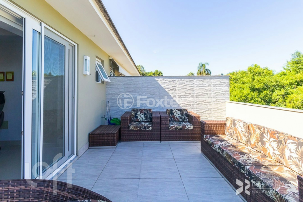 Casa de Condomínio à venda com 4 quartos, 239m² - Foto 27