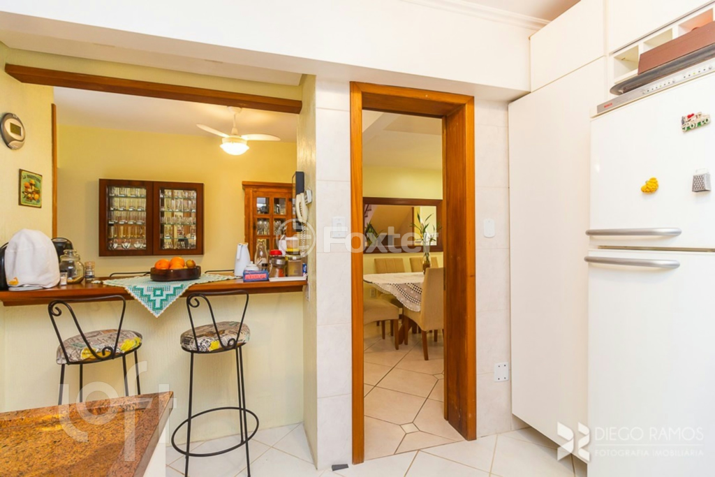 Casa de Condomínio à venda com 4 quartos, 181m² - Foto 28
