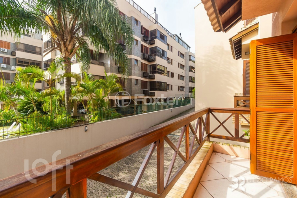 Casa de Condomínio à venda com 4 quartos, 181m² - Foto 8