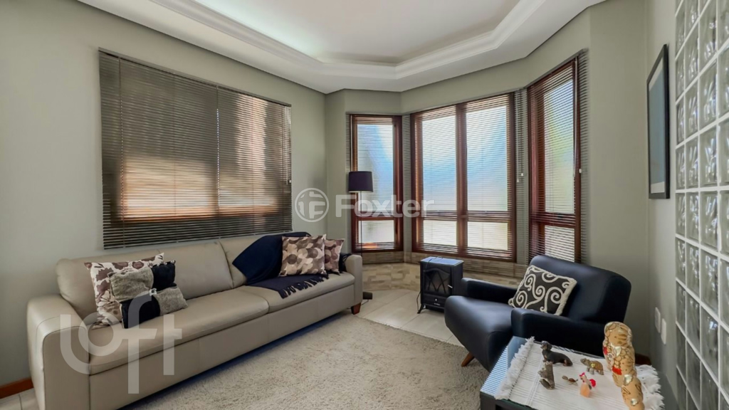 Casa de Condomínio à venda com 3 quartos, 223m² - Foto 3