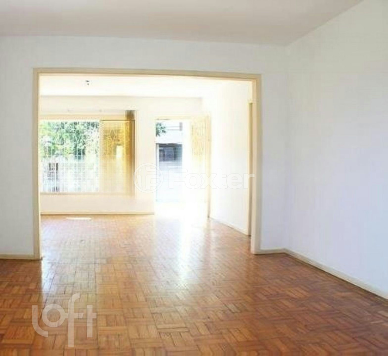 Casa à venda com 2 quartos, 128m² - Foto 1