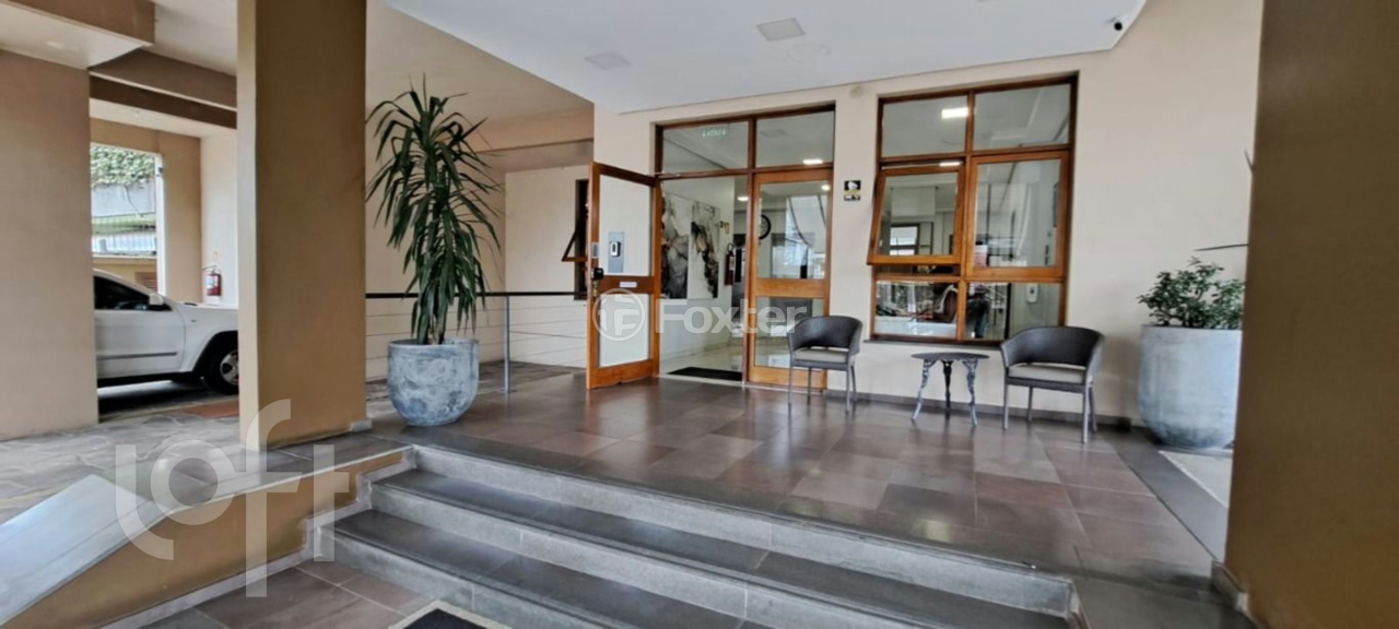Apartamento à venda com 3 quartos, 112m² - Foto 2