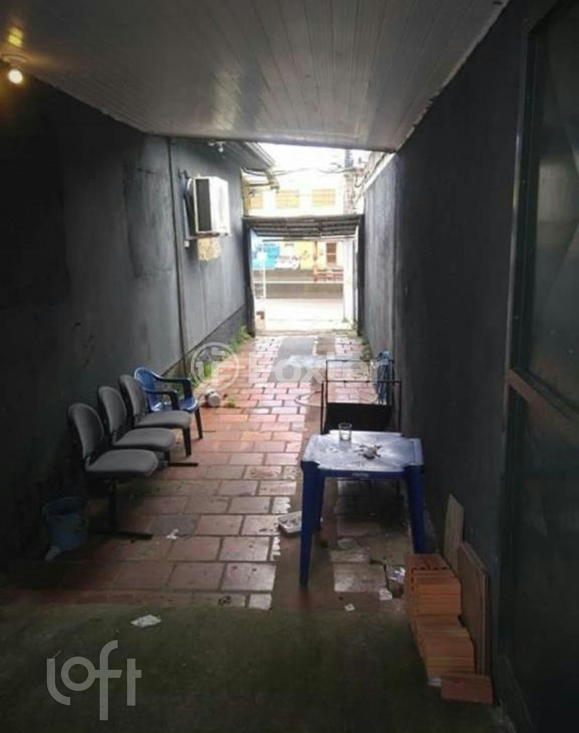 Casa à venda com 1 quarto, 330m² - Foto 3