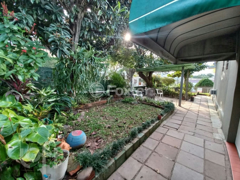 Casa à venda com 3 quartos, 162m² - Foto 11