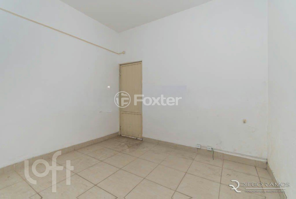Casa à venda com 1 quarto, 370m² - Foto 12