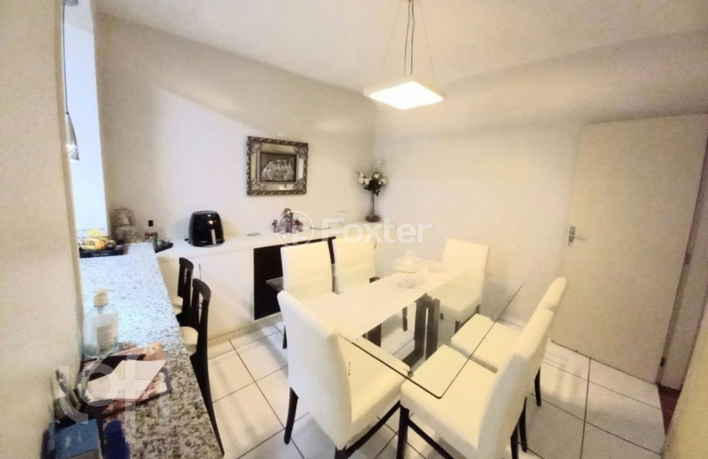 Casa à venda com 3 quartos, 205m² - Foto 4