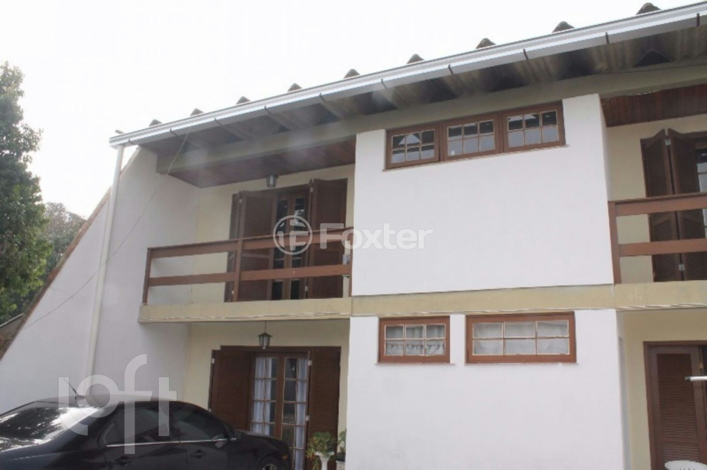 Casa à venda com 3 quartos, 200m² - Foto 26