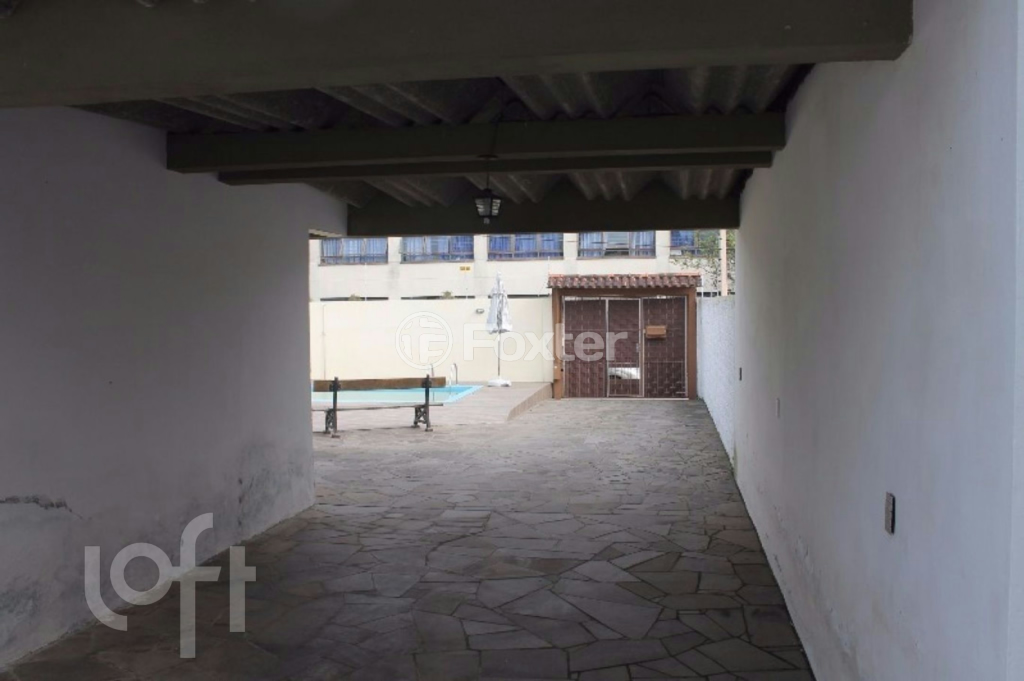 Casa à venda com 3 quartos, 200m² - Foto 27