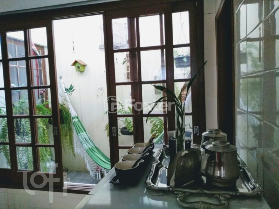 Casa à venda com 3 quartos, 200m² - Foto 14