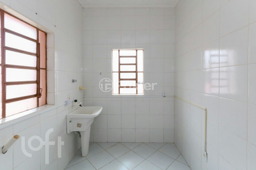 Casa à venda com 2 quartos, 100m² - Foto 11