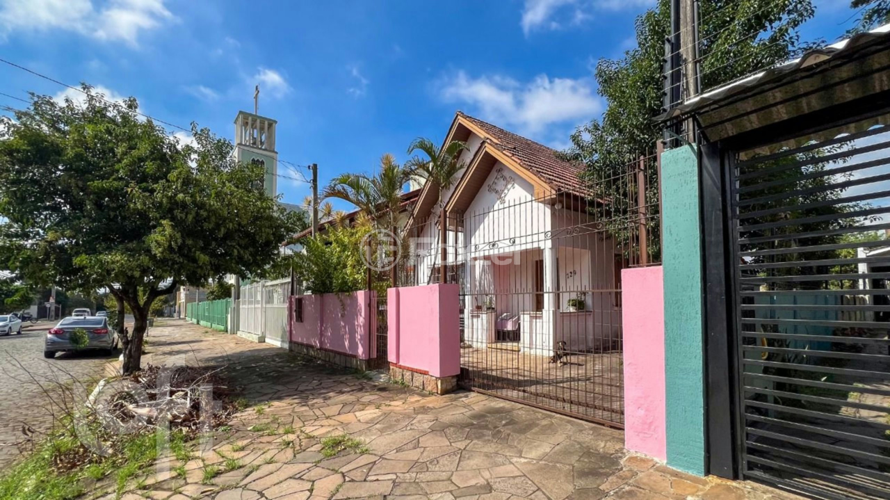 Casa à venda com 2 quartos, 100m² - Foto 4