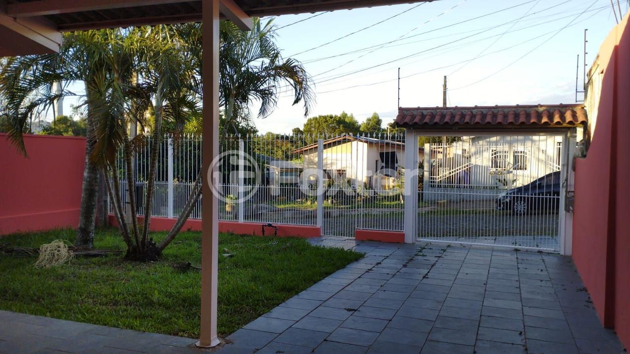 Casa à venda com 3 quartos, 140m² - Foto 2