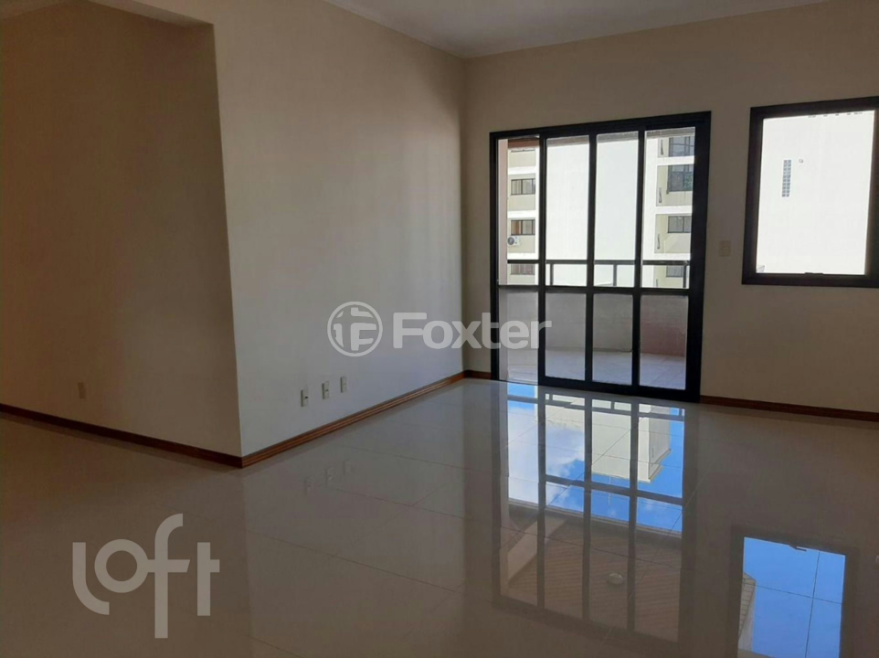Apartamento à venda com 3 quartos, 126m² - Foto 1