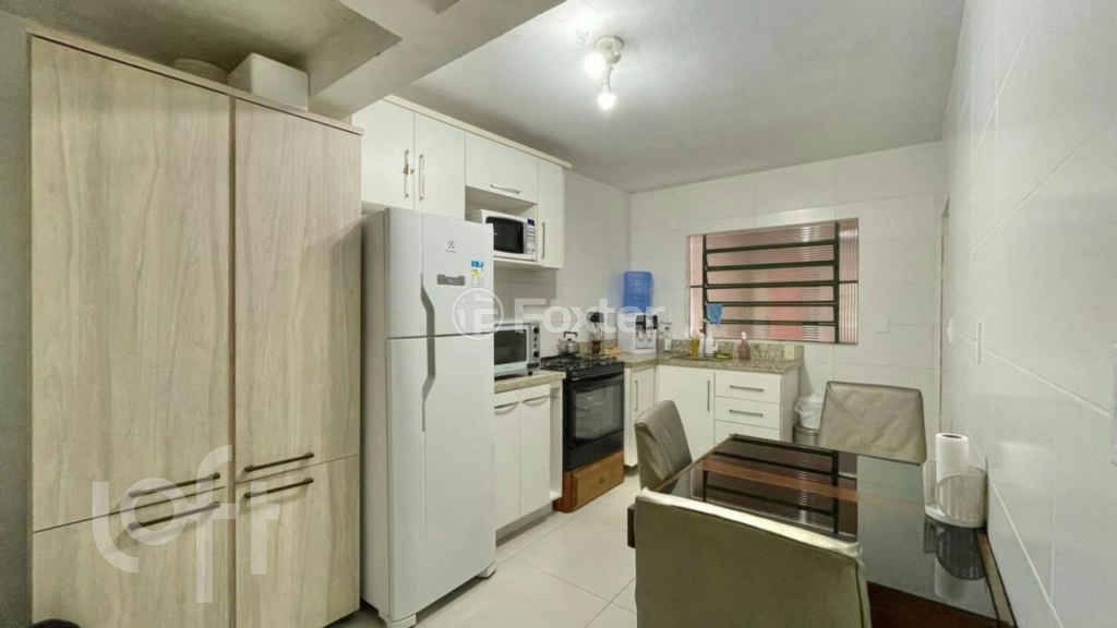 Casa à venda com 3 quartos, 109m² - Foto 3