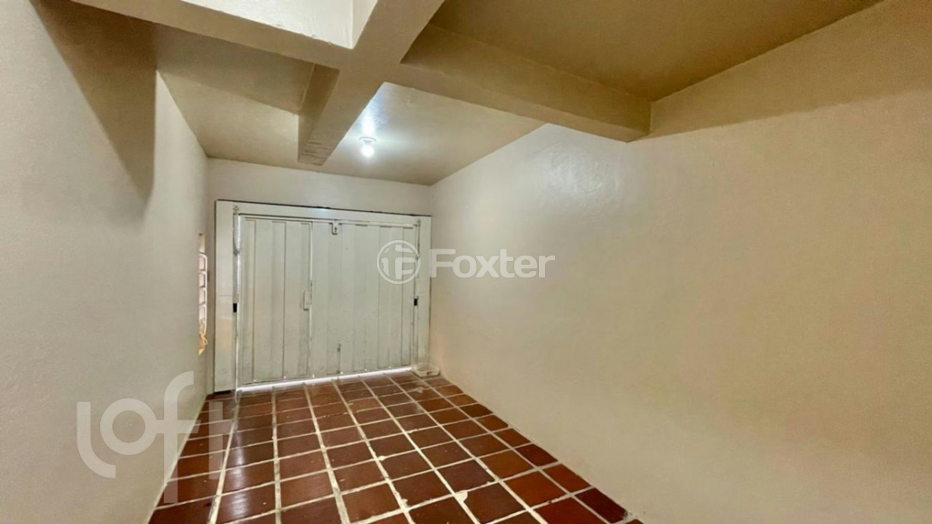 Casa à venda com 3 quartos, 109m² - Foto 4