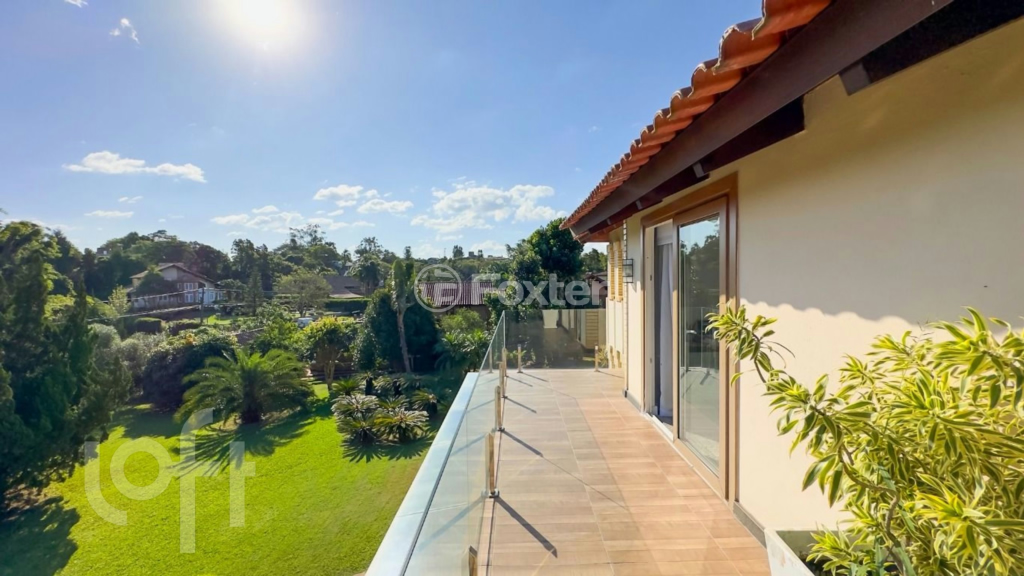 Casa de Condomínio à venda com 4 quartos, 530m² - Foto 4