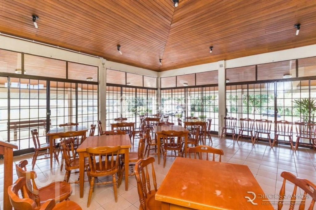 Casa de Condomínio à venda com 4 quartos, 530m² - Foto 52